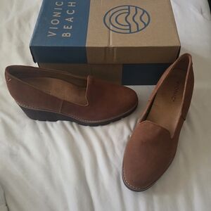 Vionic Chestnut Brown Slip-On Wedge Loafers